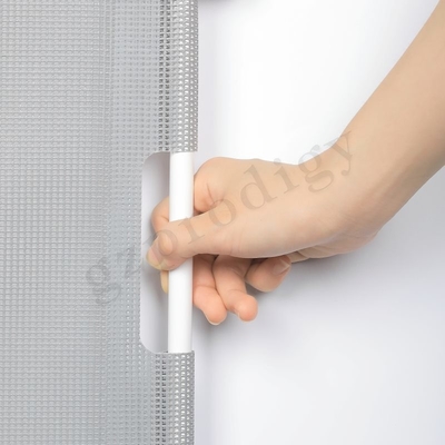 130x87.5x8.5cm বেবি সেফটি গেটস পরিবেশ বান্ধব ABS+PVC মেশ