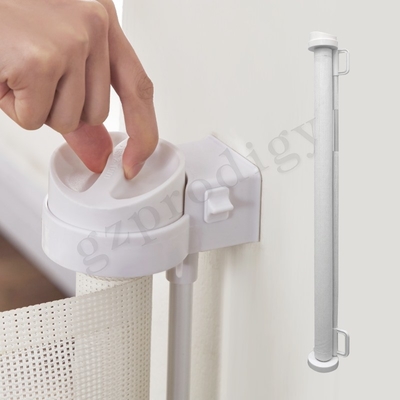 130x87.5x8.5cm বেবি সেফটি গেটস পরিবেশ বান্ধব ABS+PVC মেশ